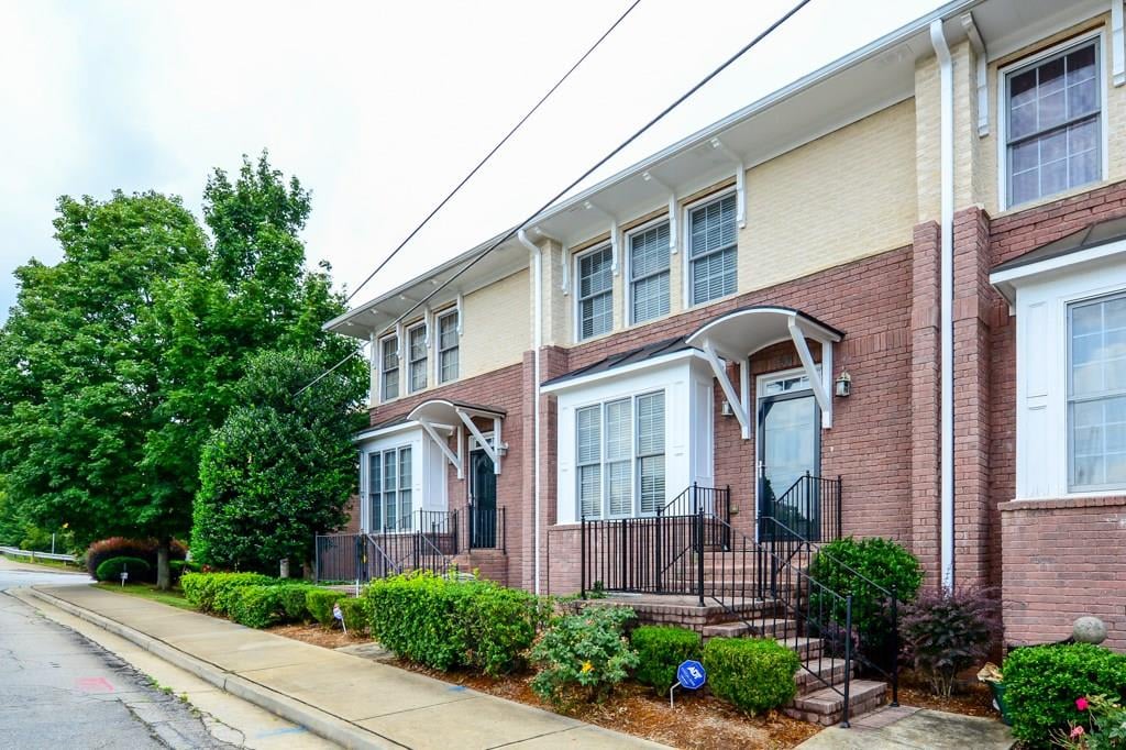 7 Chief Matthews Rd #2B