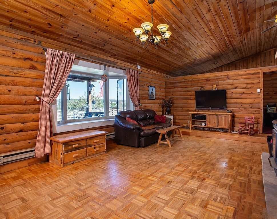 6010 Pleasant Hollow Trail