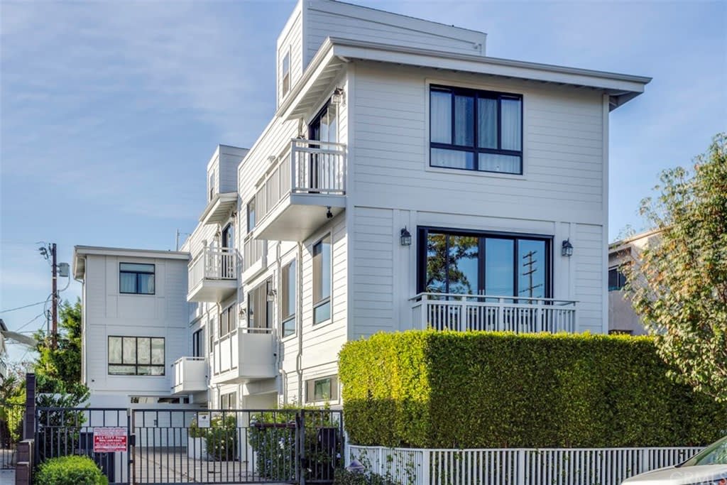 Newly Built, Modern Cape Cod Home One Block From Melrose