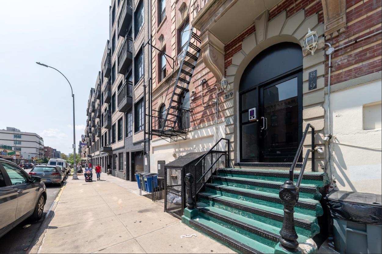 879 De Kalb Avenue, Apt 9