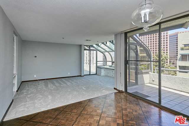 880 W 1st Street Unit 609