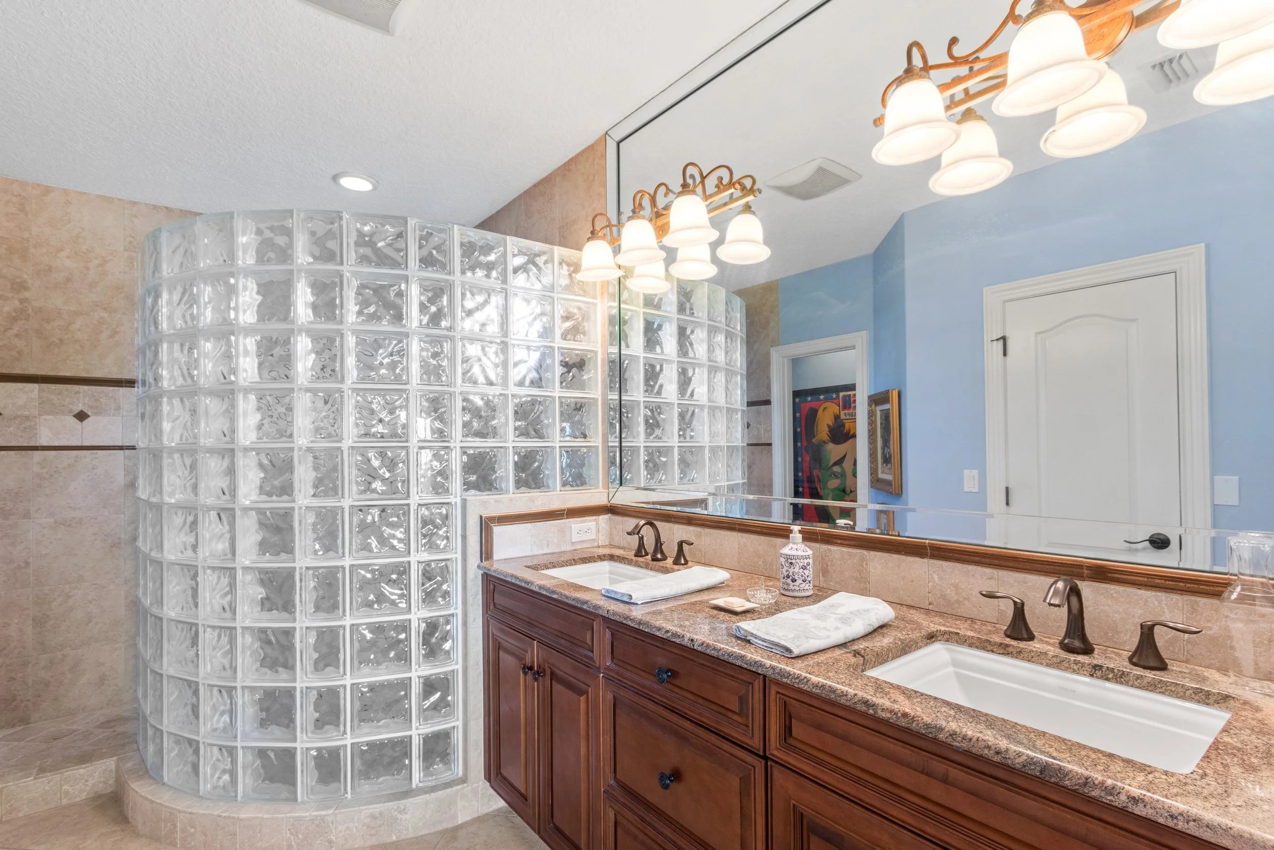 3406 Lands End Dr - Full Res-34.jpg