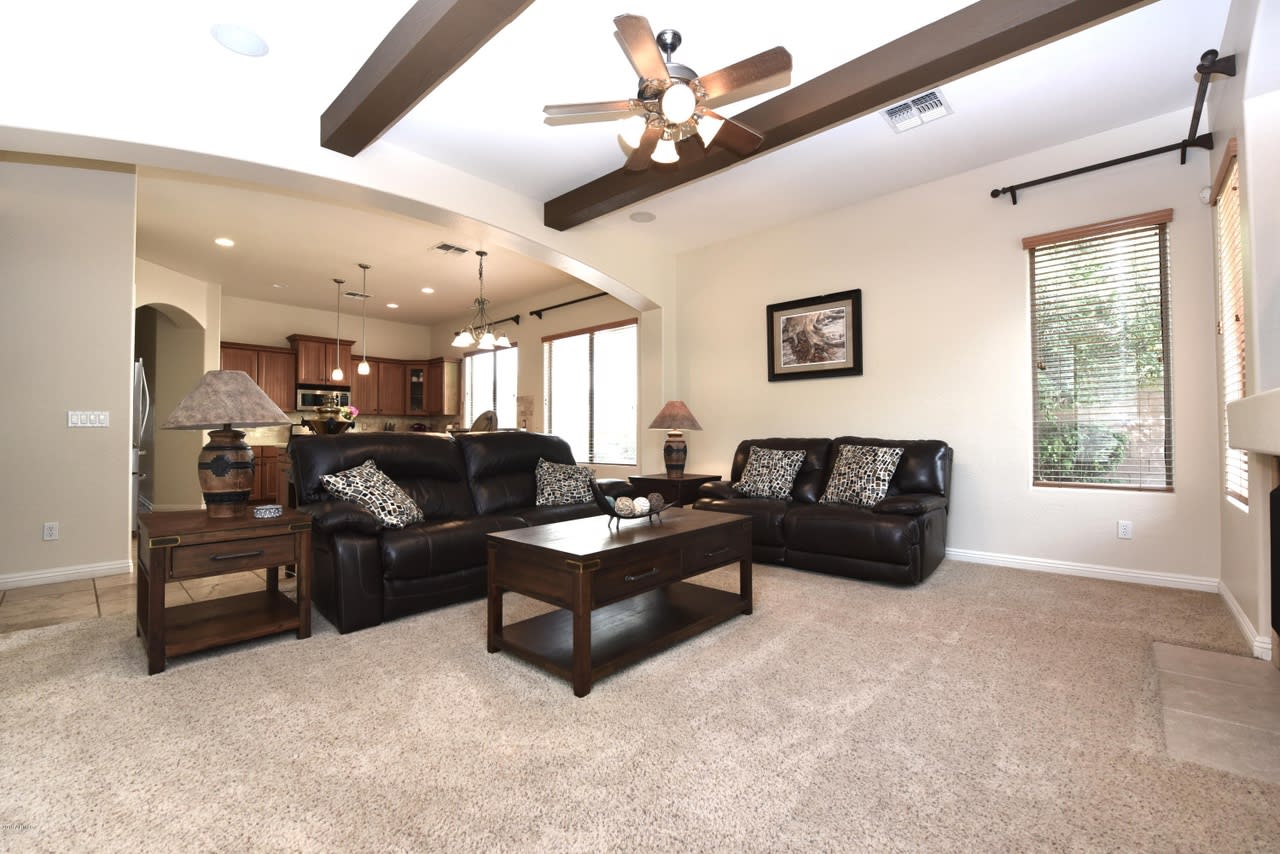 1640 E Yellowstone Pl