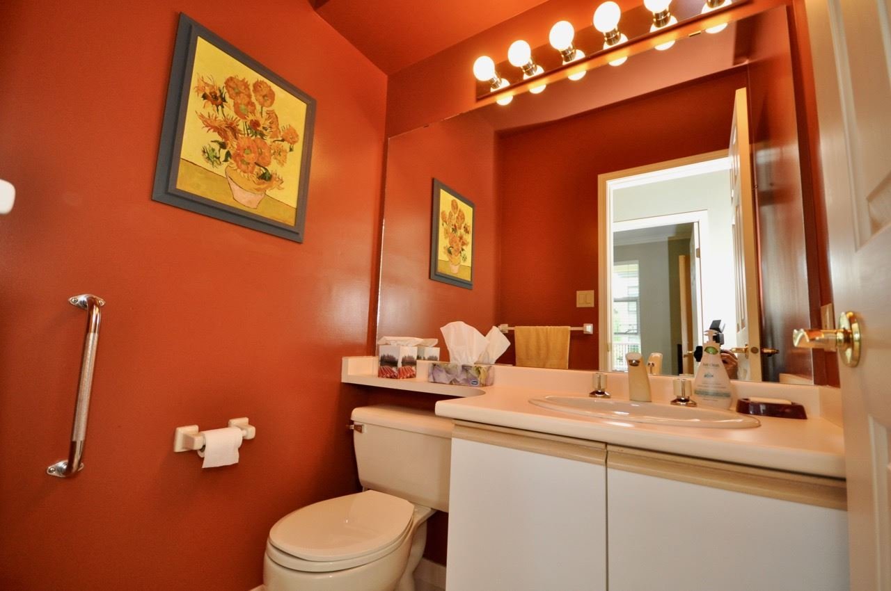 208-3760 W 6th Avenue, Vancouver