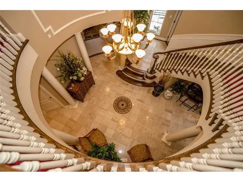 104 Thornbrook Dr