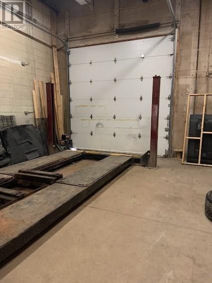 25 Saunders Rd, Unit 3