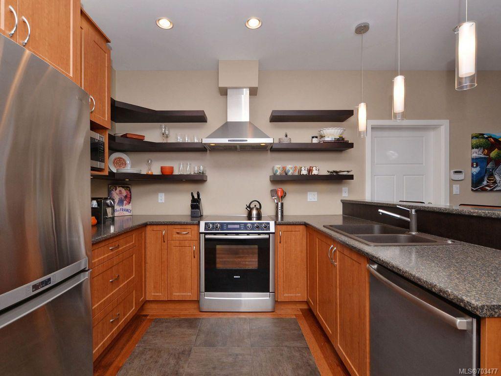 7-1893 Prosser Rd