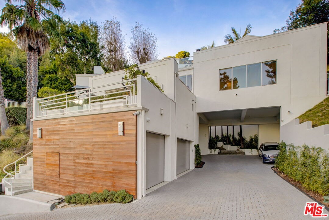 Ridge Villa