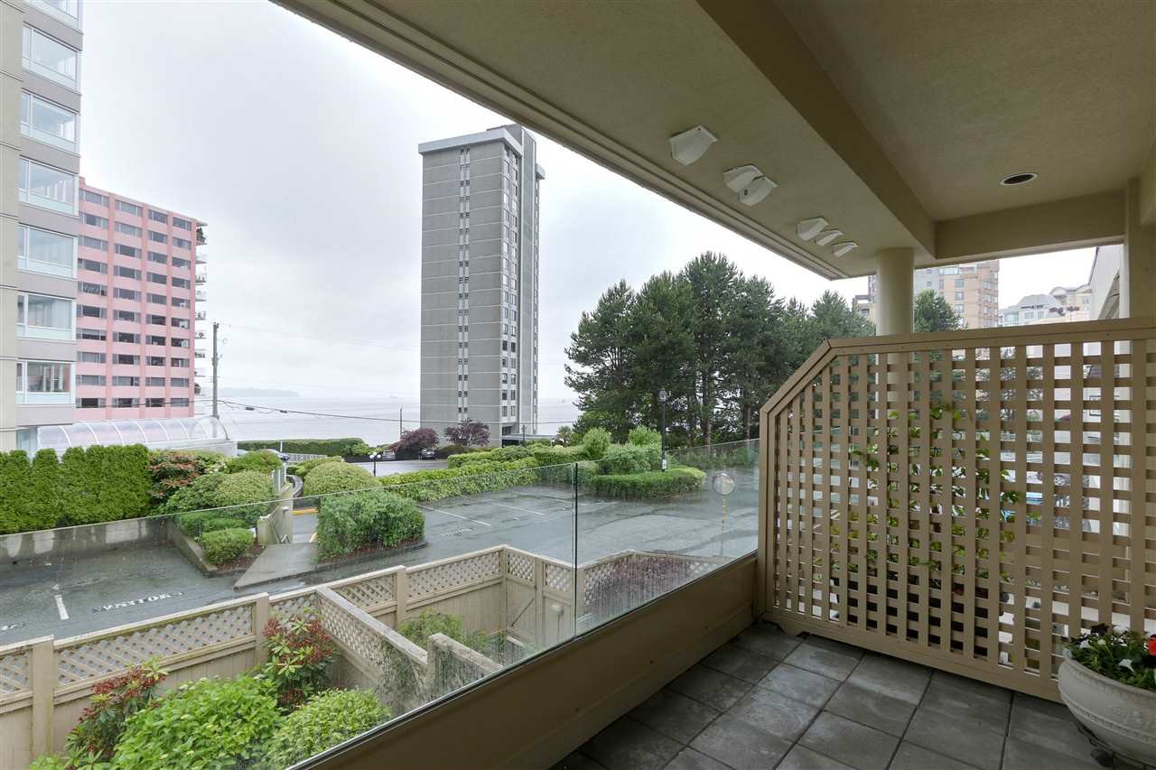103-2202 Marine Dr