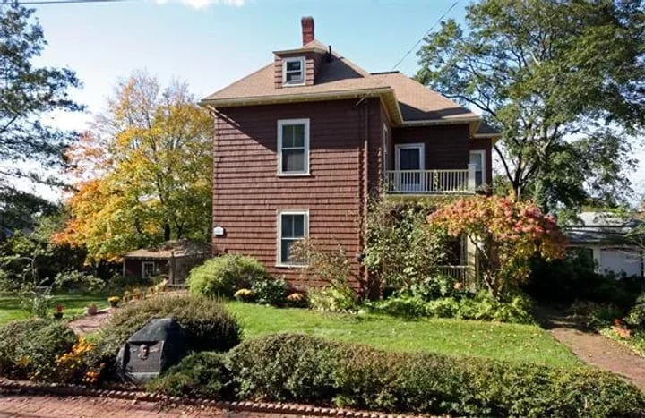 Amelia Earhart's Medford home