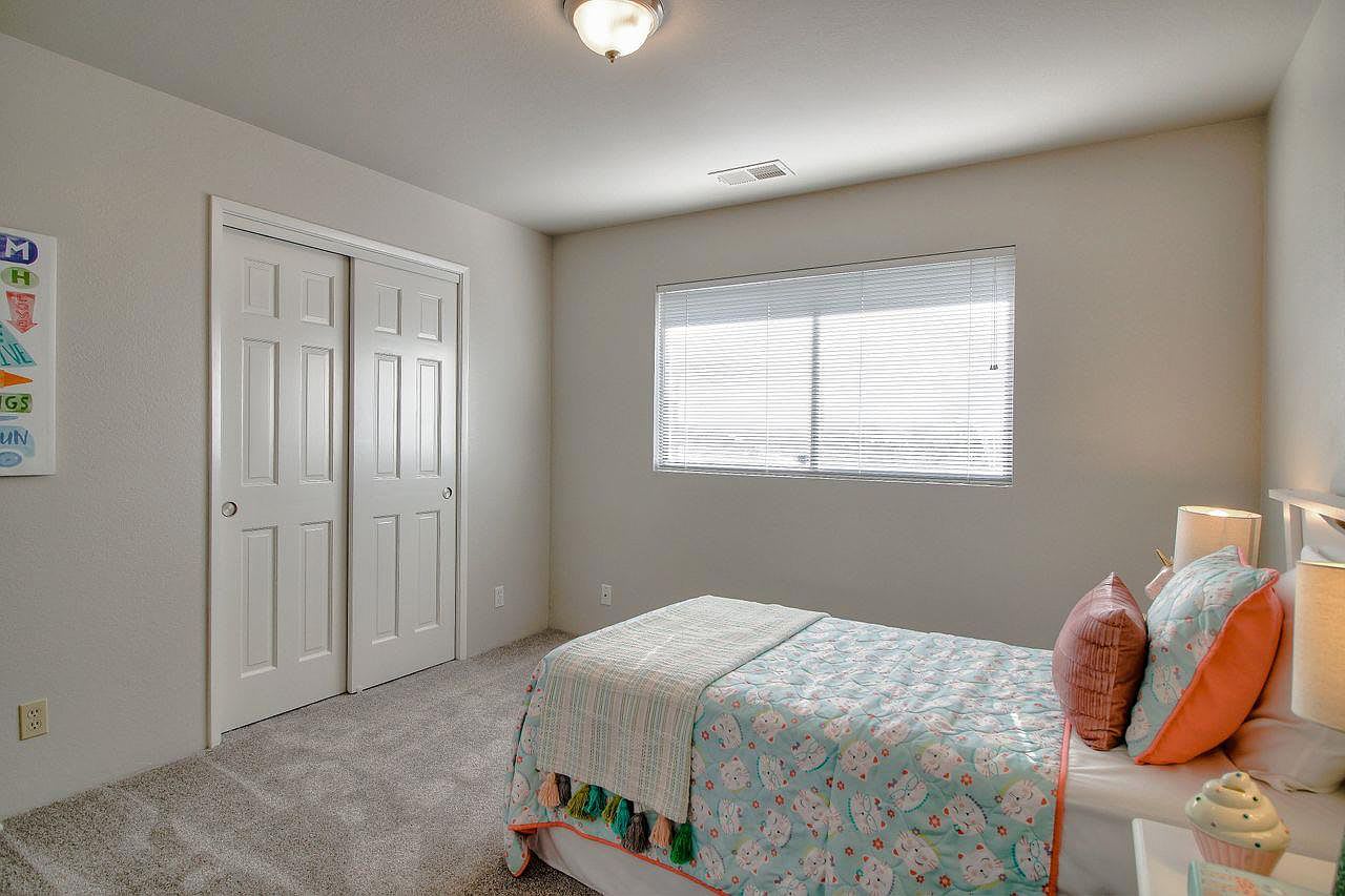 22 Deer Forest Dr