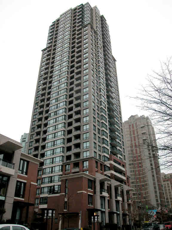 PH3402-909 Mainland St