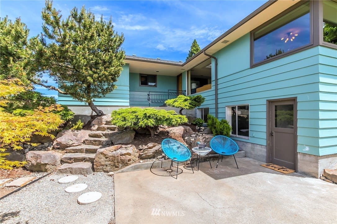 16753 Marine View Dr SW