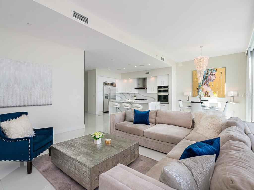 Vue Sarasota Bay Unit 1806