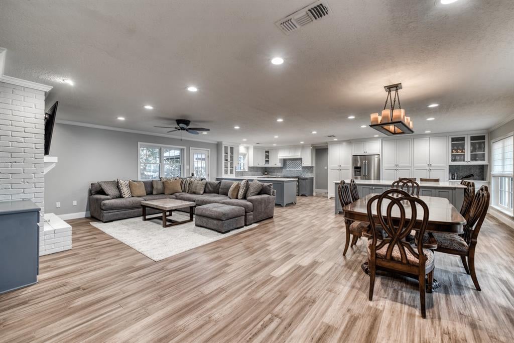 700 Pecan St Brenham, Tx 77833