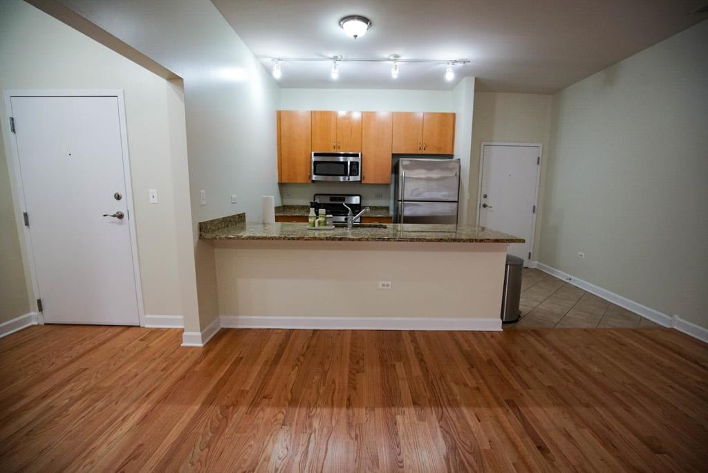 757 W. Liberty #107