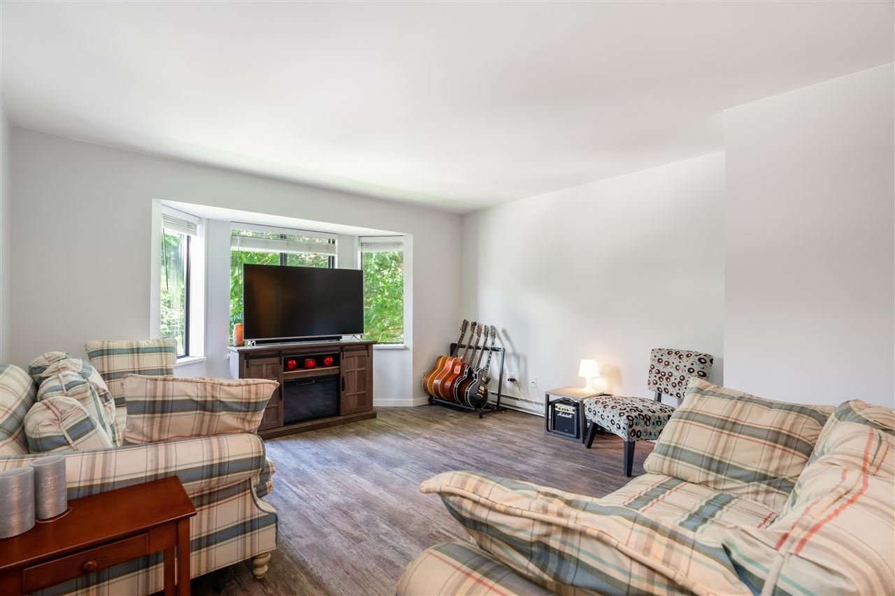 210-5294 204 St