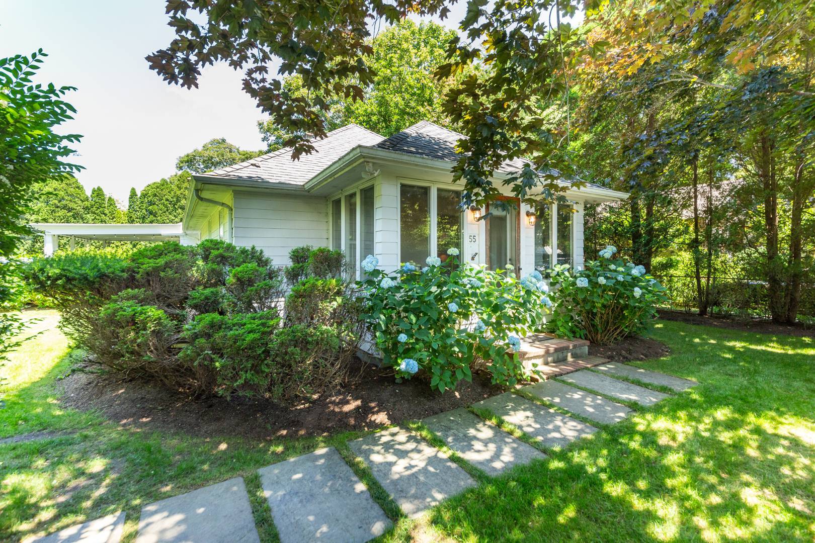 East Hampton Village Charmer