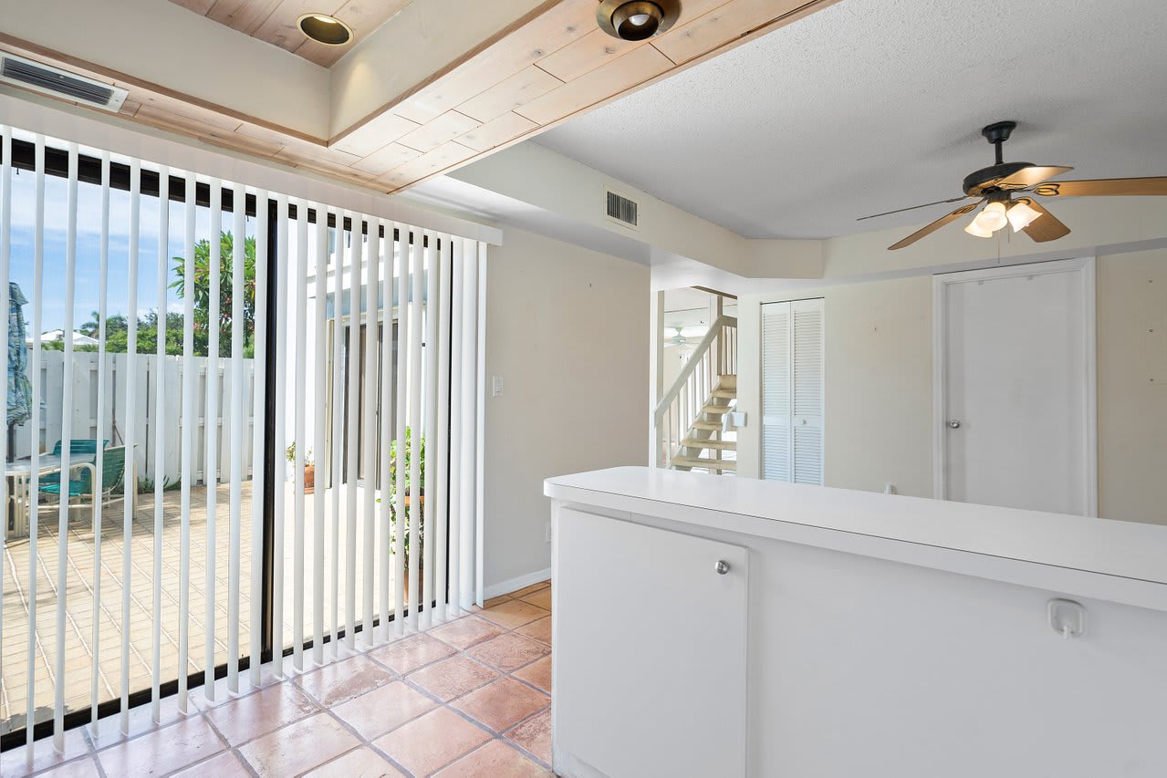 1010 NE 8th Ave #39, Delray Beach FL 33483