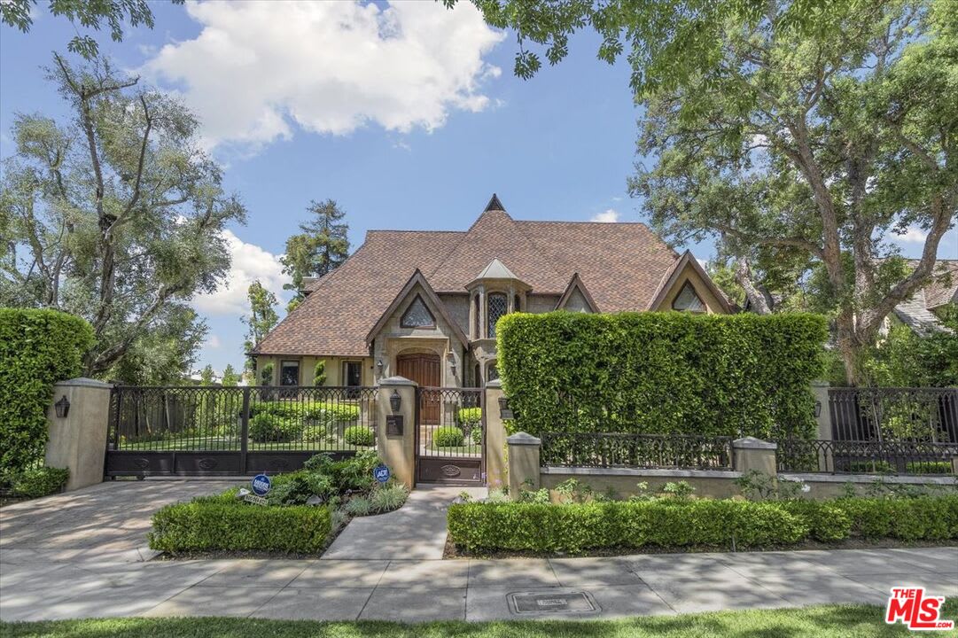 Pristine Villa