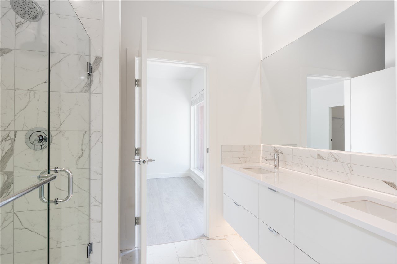34-3596 Salal Dr