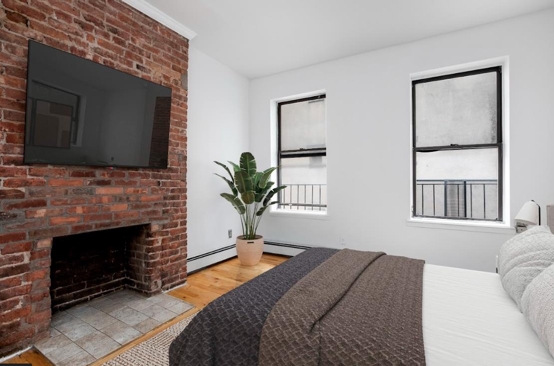 379 First Avenue, Apt 3