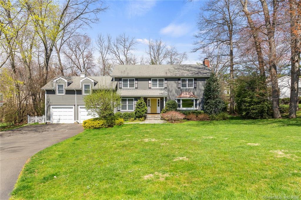 8 Rivard Cres