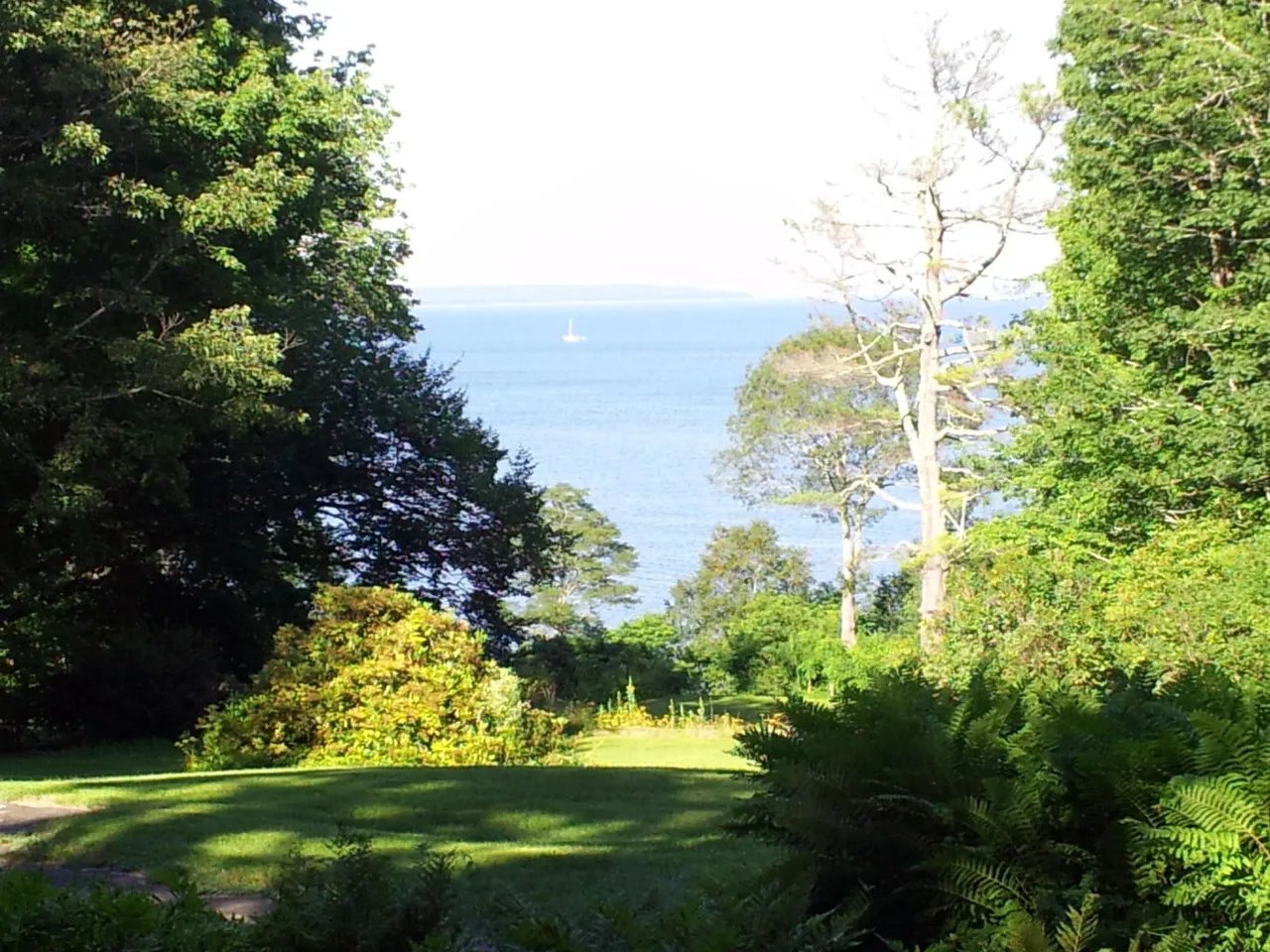 Home for Sale – 1406 Atlantic Highway, Northport Maine