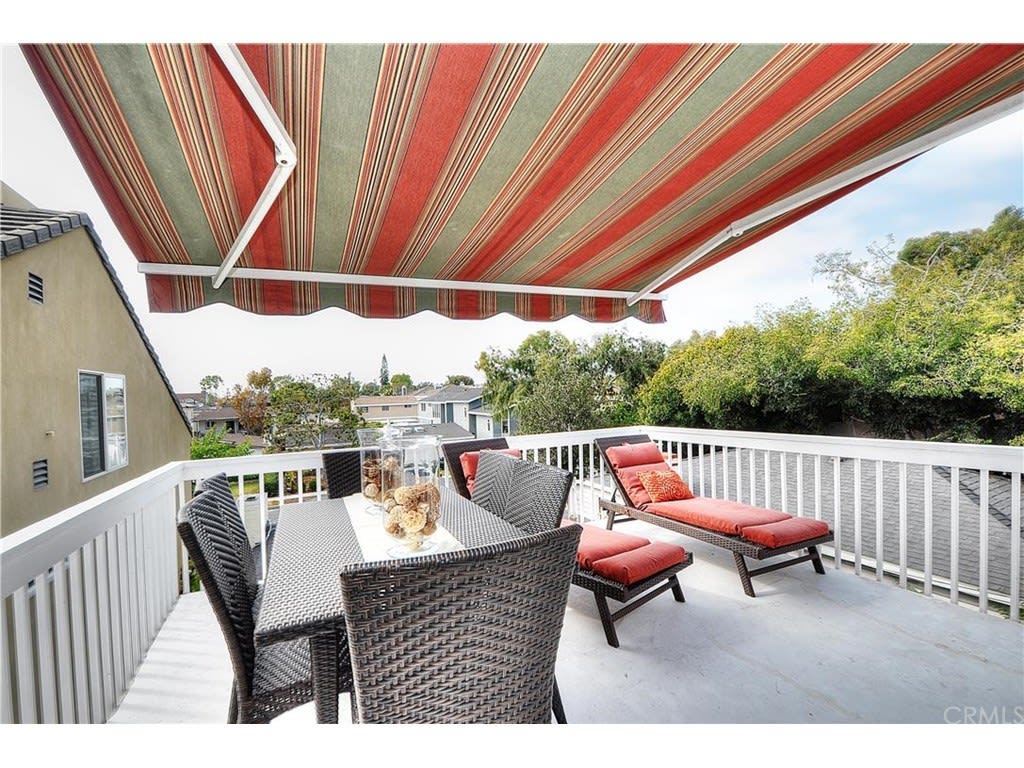 420 Poinsettia Ave