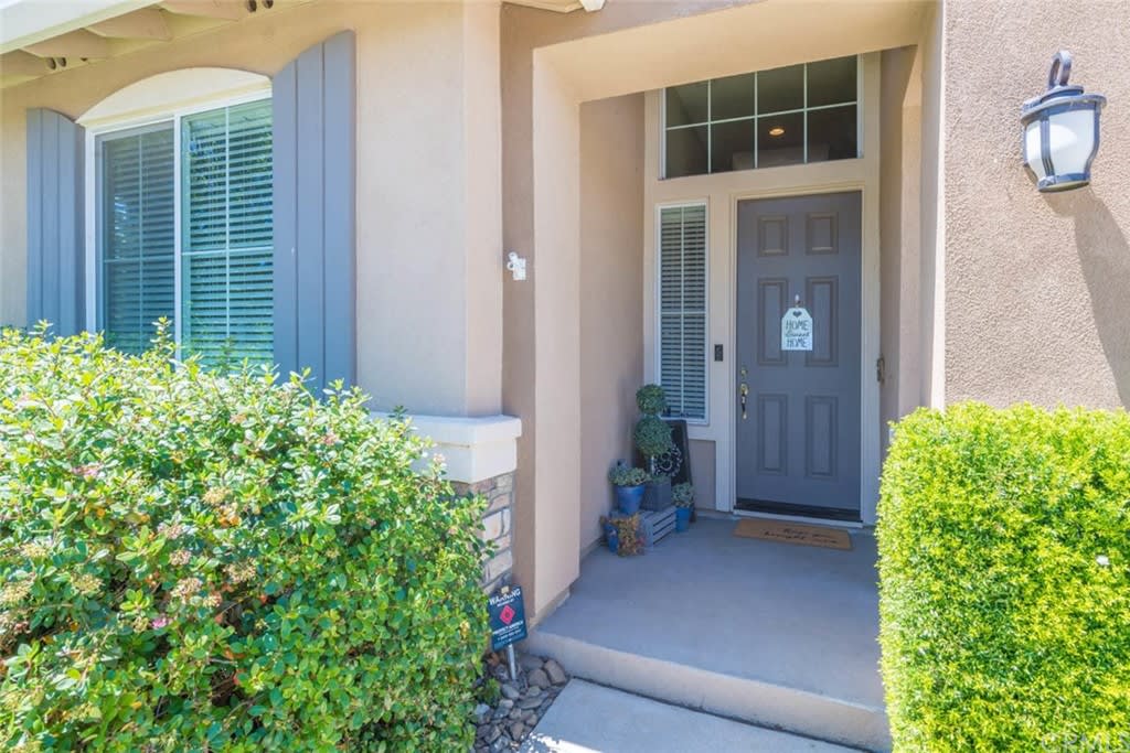 3205 ROGUE RIVER DR