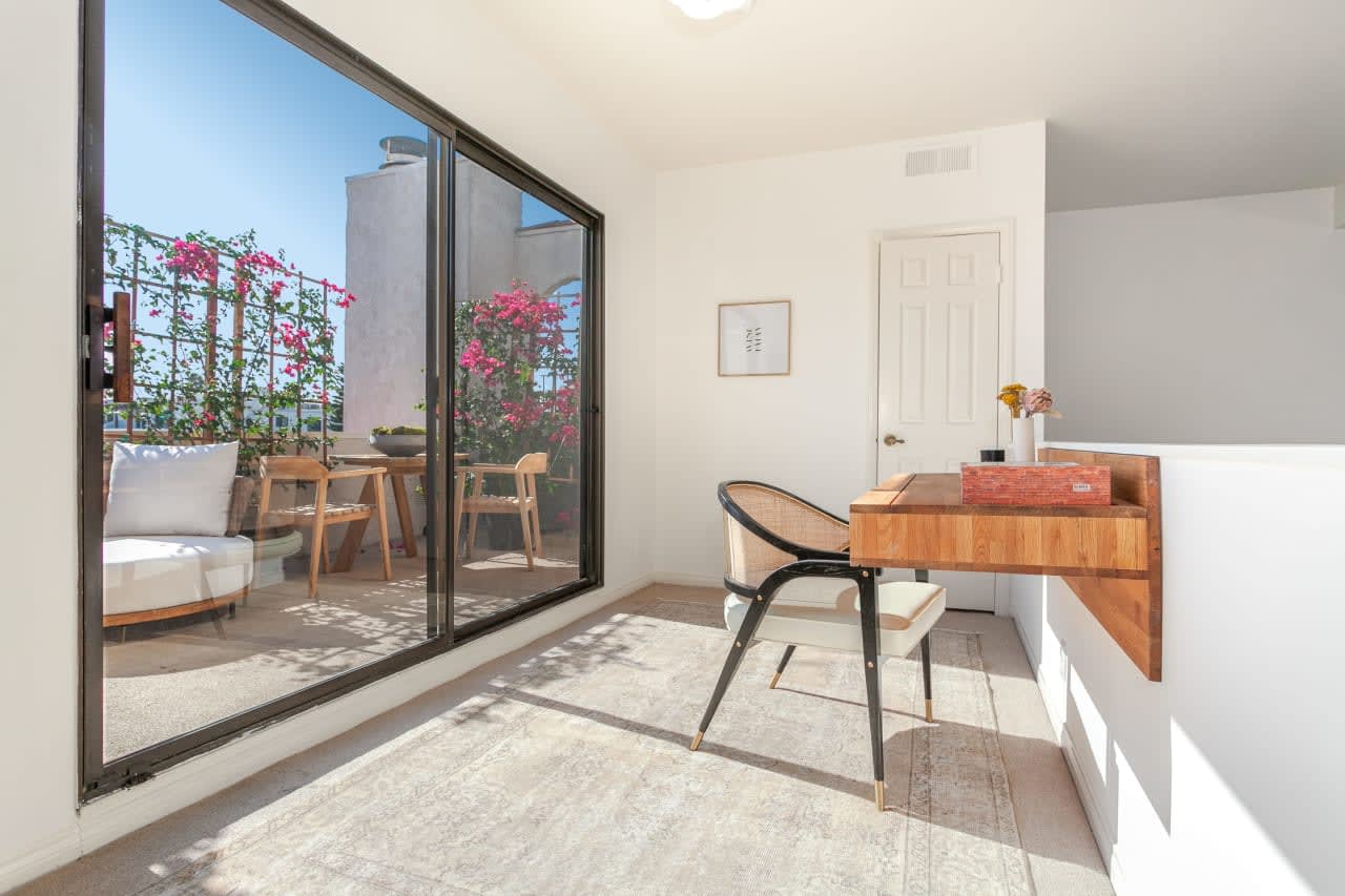 Brentwood Townhouse