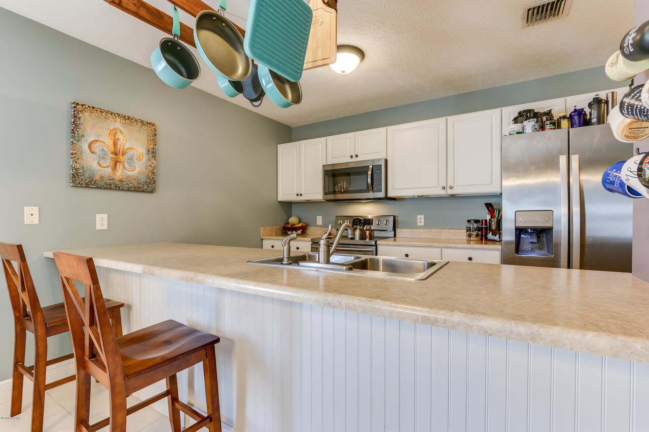 5307 Nicholas Lane