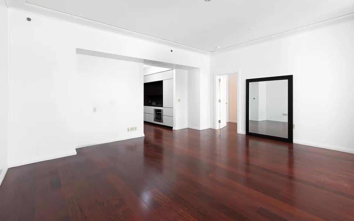 55 Wall Street, Apt 606