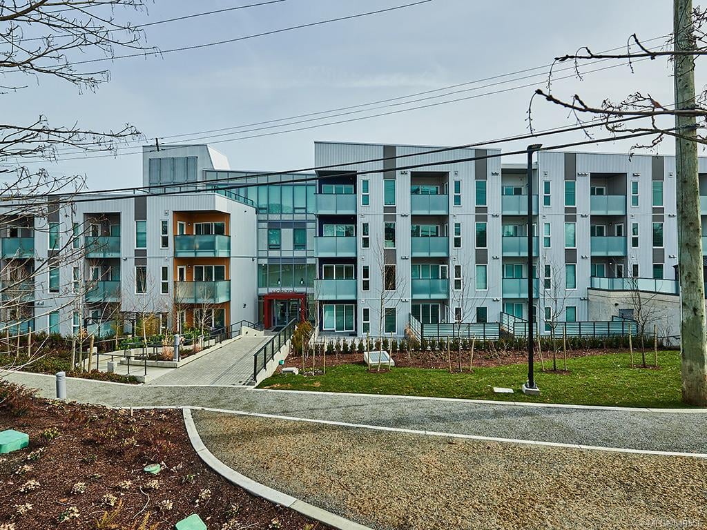 214-767 Tyee Rd
