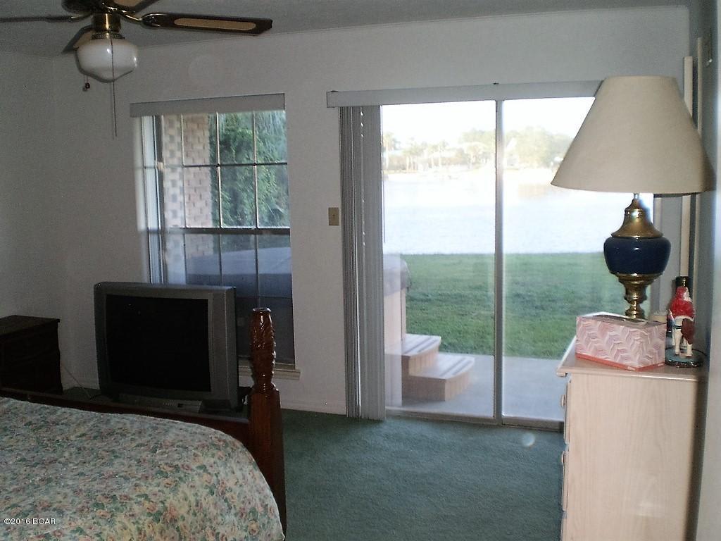 4652 BAYWOOD Drive