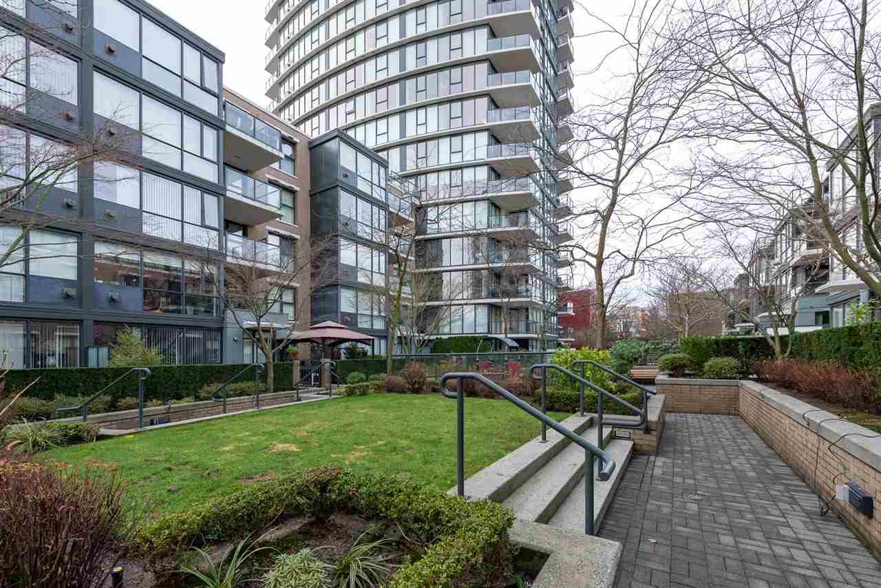 1302-1483 W 7th Ave