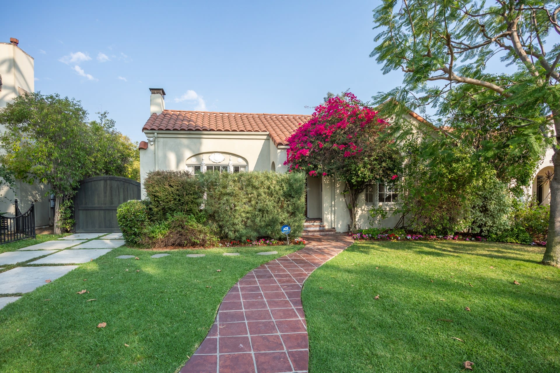 908 Keniston Ave, Miracle Mile