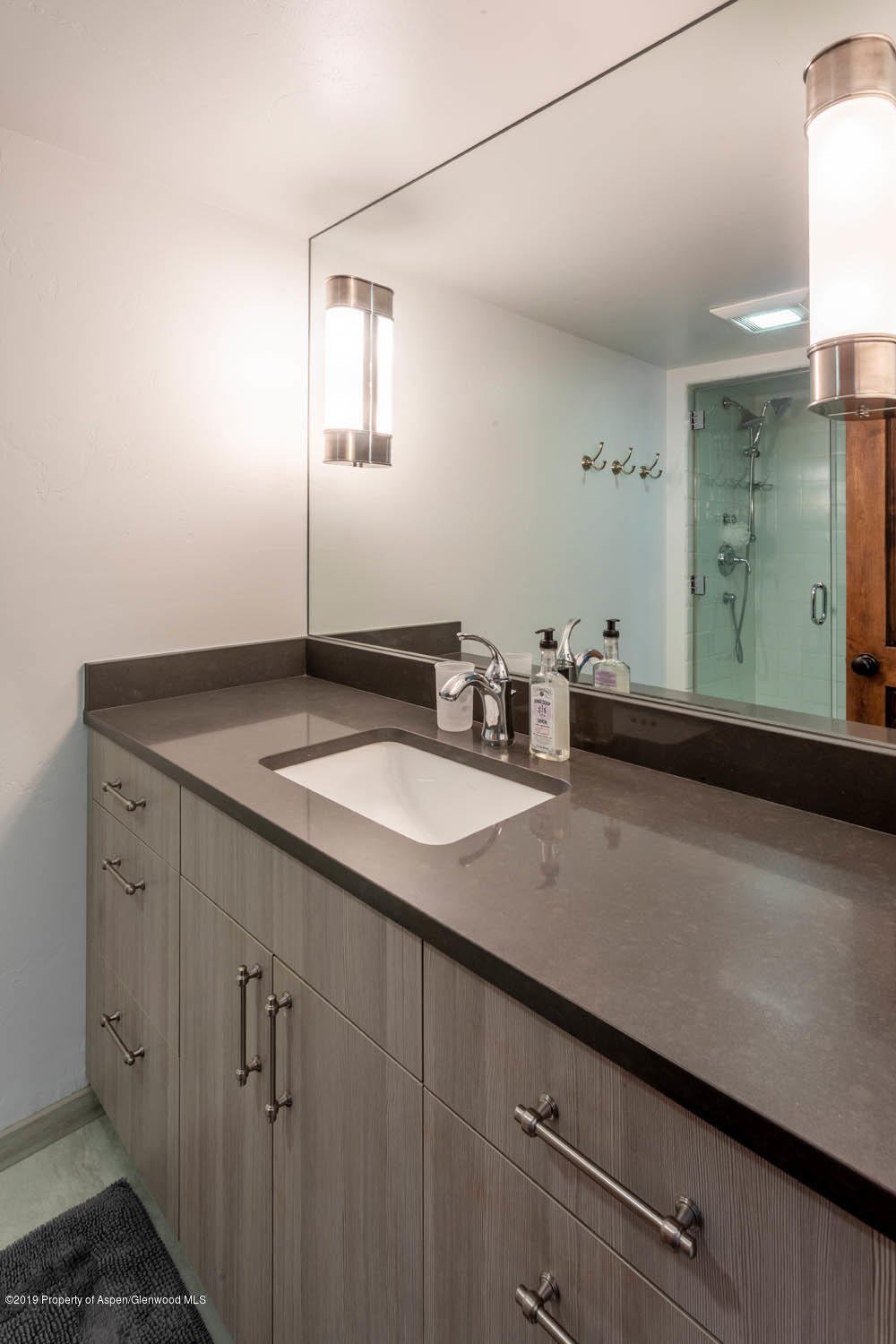 855 Carriage Way #Summit 204