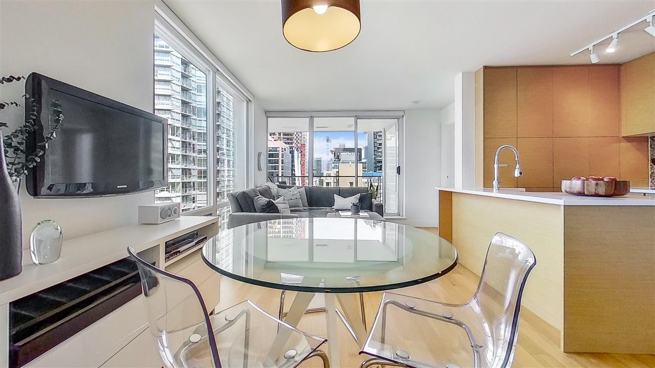 1705-565 Smithe Street, Vancouver