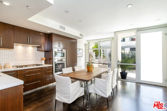 125 Pacific St #3