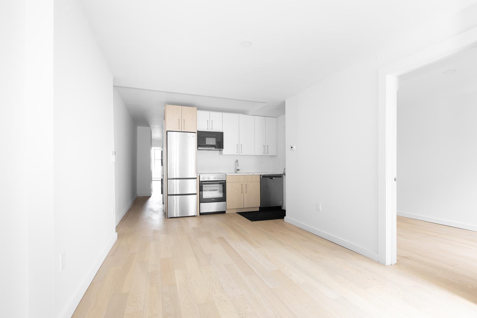 419 Marcus Garvey Boulevard, Apt 6