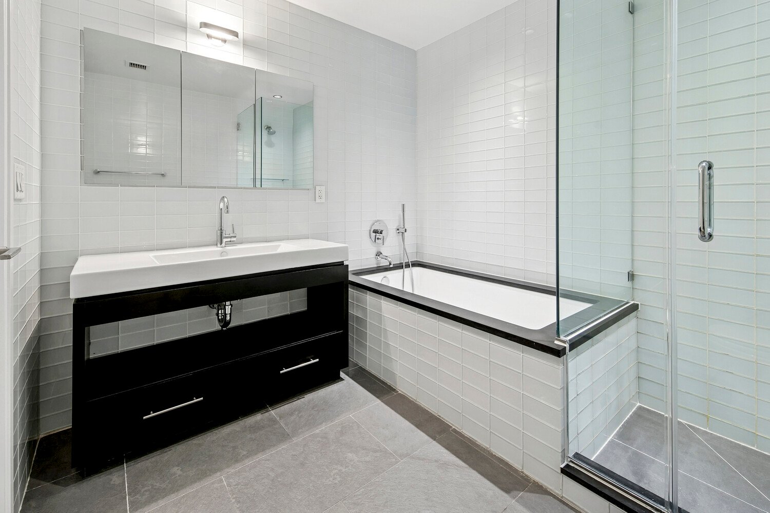 550 West 54th Street, Apt 23Y