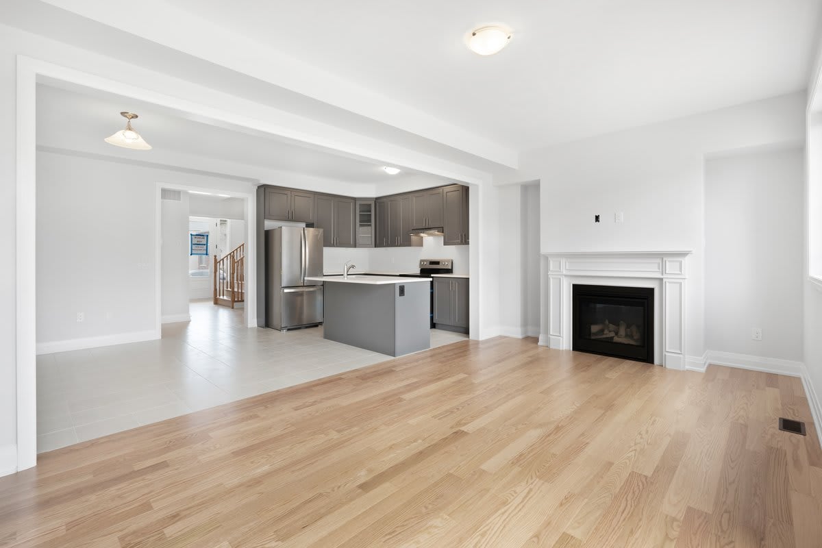 257 Harwood Ave