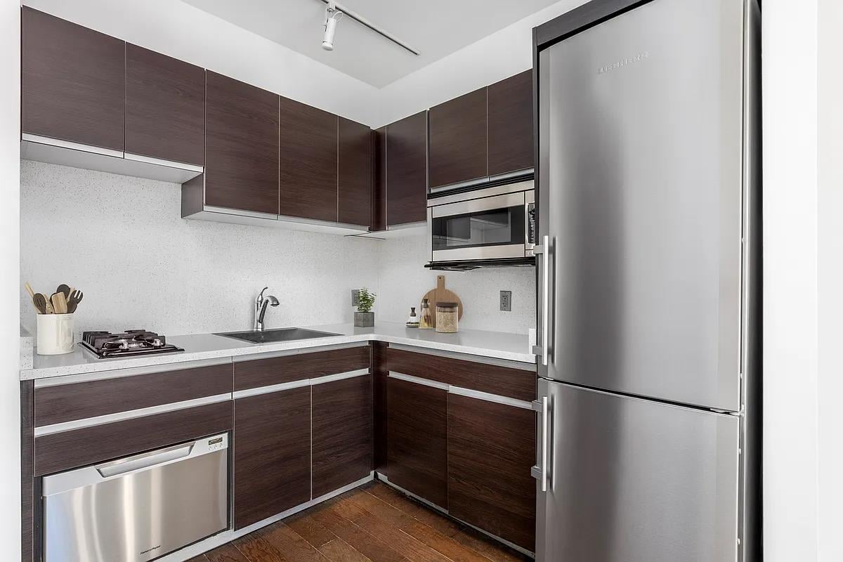 116 John Street, Apt 2608