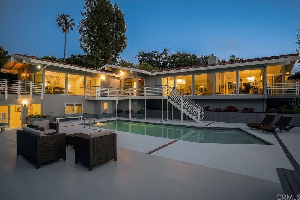 2433 Via Sonoma