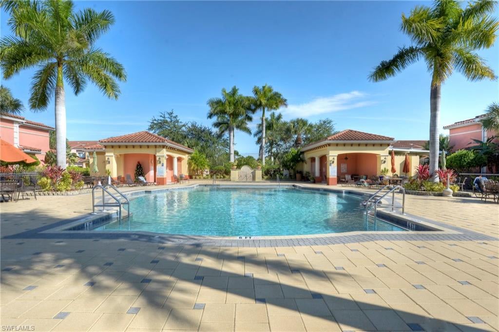 20221 Estero Gardens Circle, Unit 203