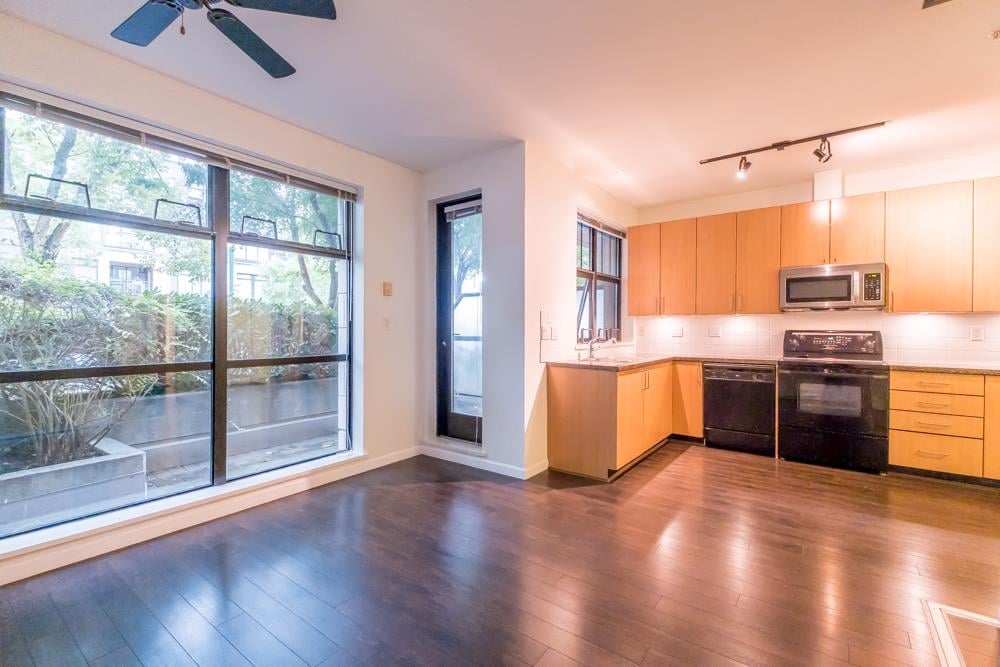 101-2065 W 12th Avenue, Vancouver