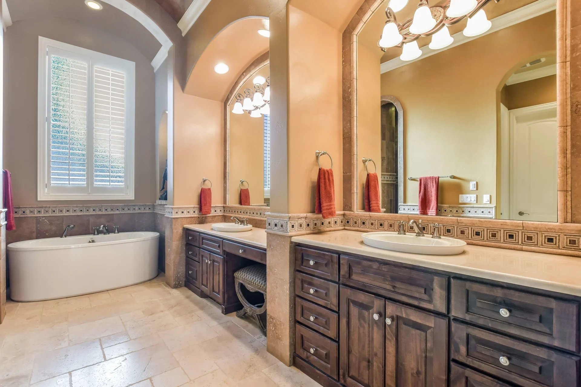 8321 VERDE MESA COVE