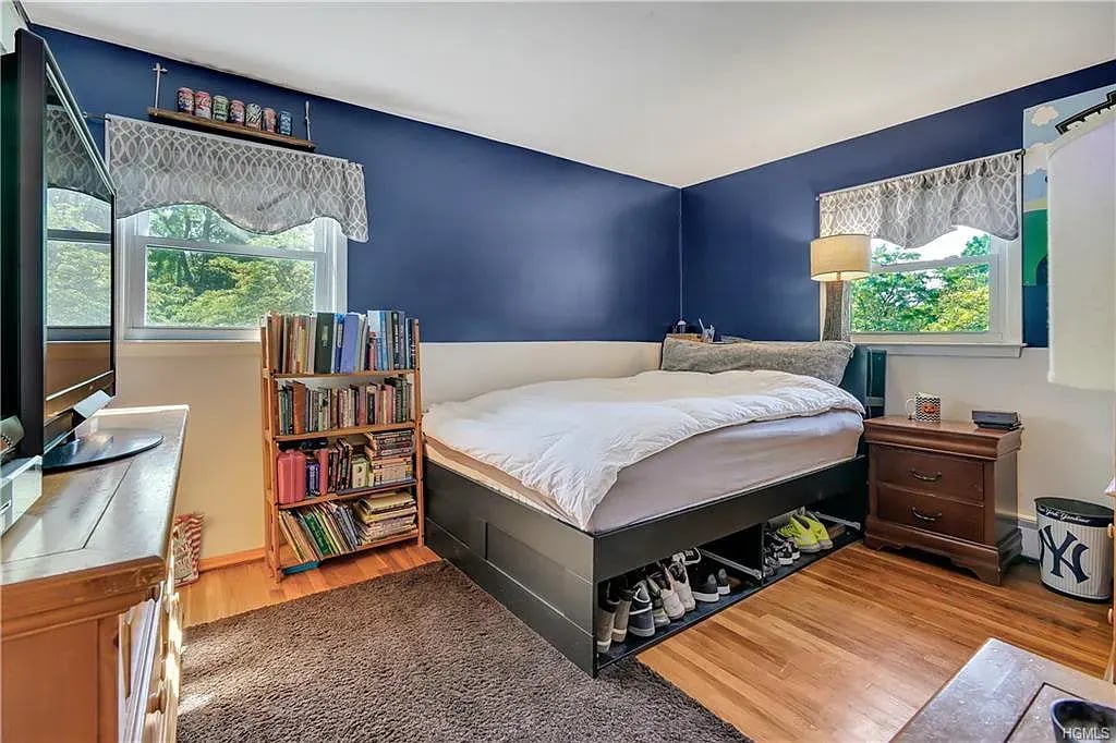 5 Van Gogh Ln