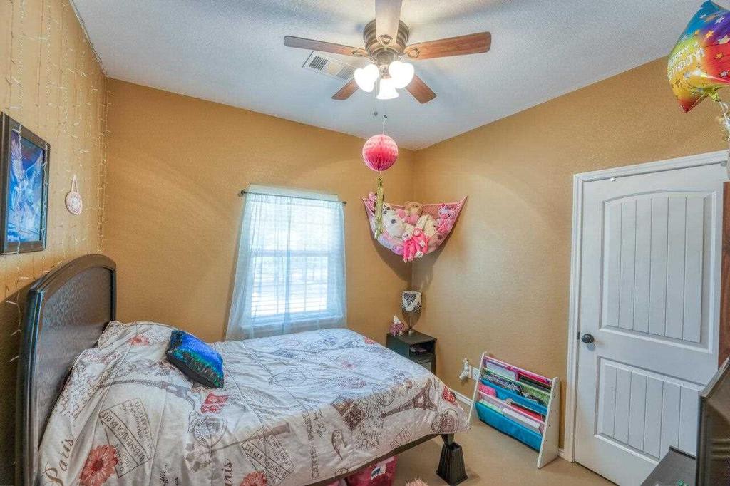 107 Oak Park